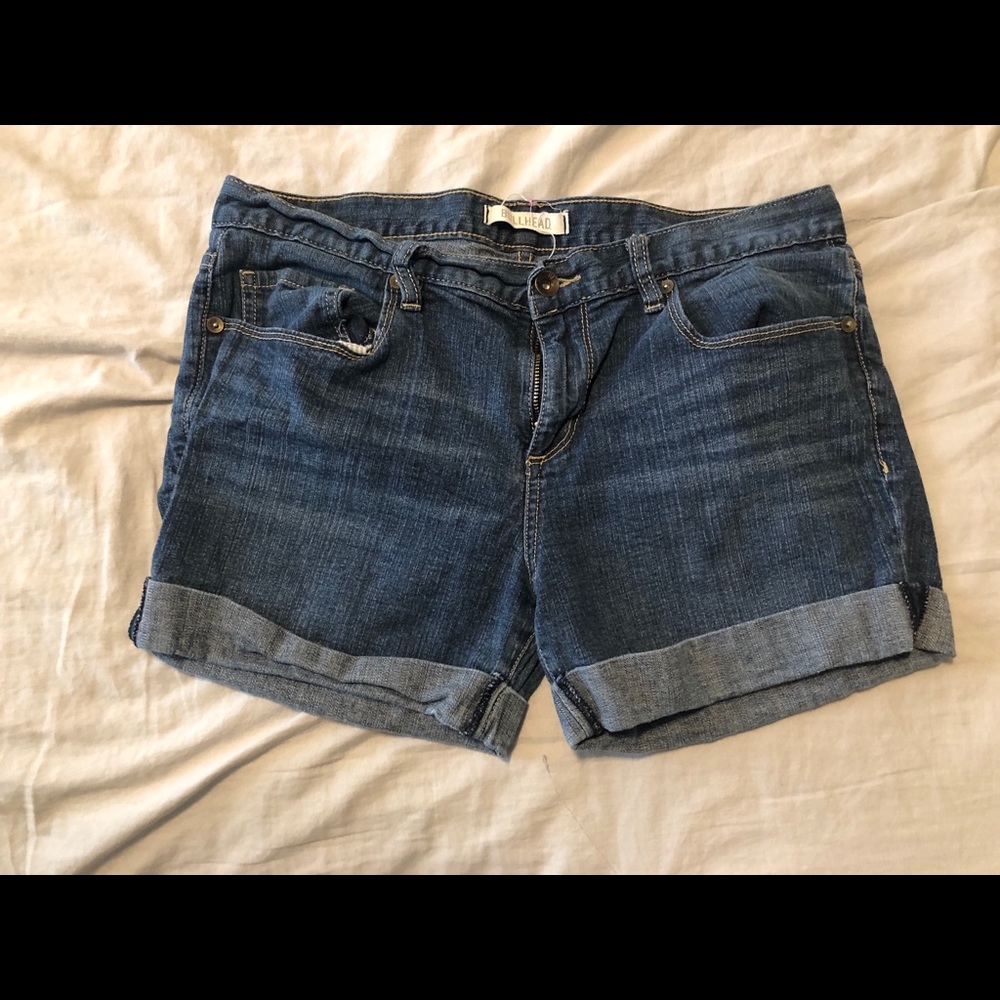Dark shorts